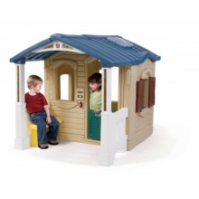STEP 2 Naturally Playful® Front Porch Playhouse